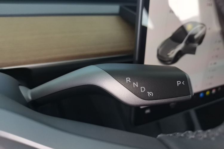 Tesla Model 3 2021 #14 Tesla Model 3 2021 car image #14