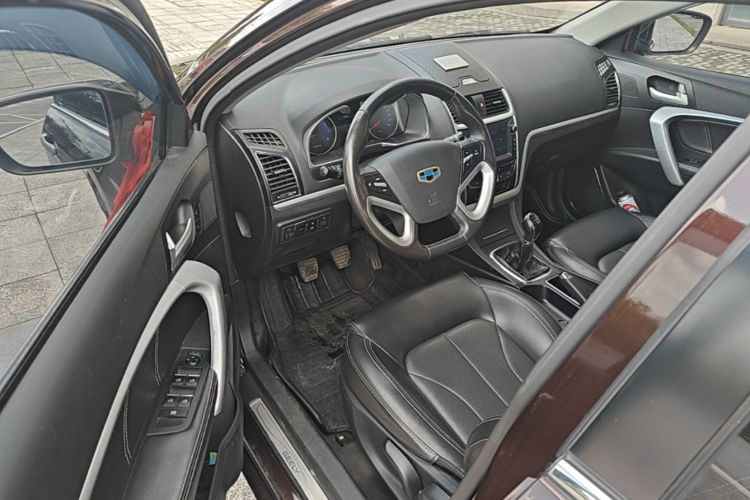 GEELY Emgrand 2016 car image #16