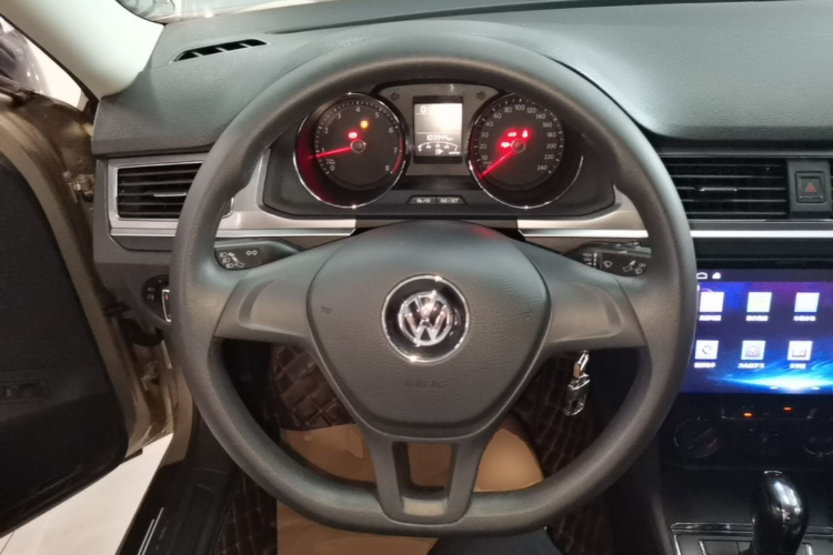 Volkswagen Bora 2019 #11 Volkswagen Bora 2019 car image #11