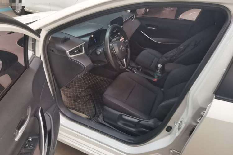 Toyota Corolla 2024 car image #16