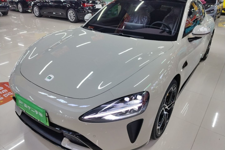 MI SU7 2025 car image #2