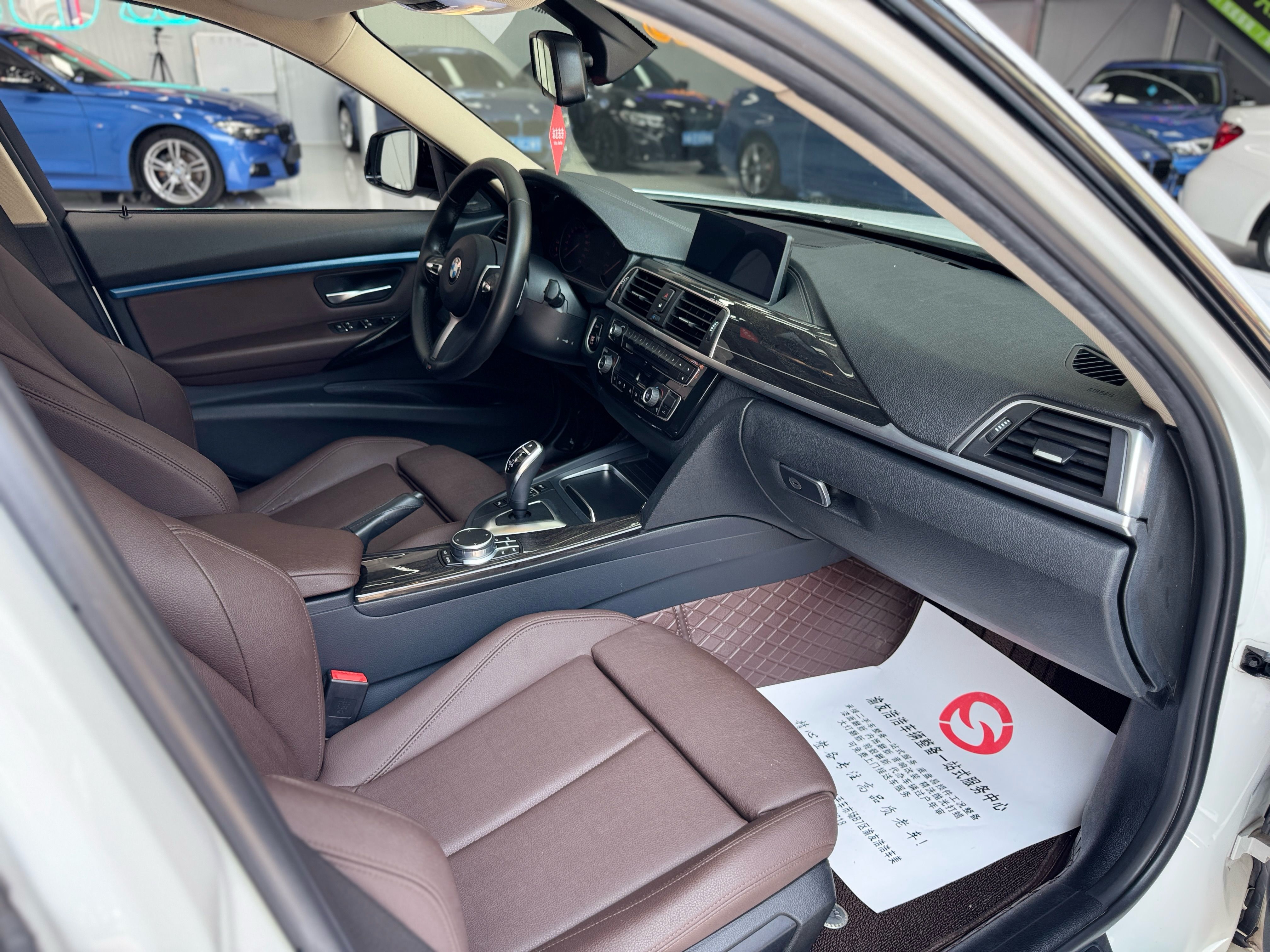 BMW 3 Series 2019 imagen de coche #12
