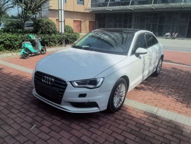 Audi A3 2017 Audi A3 2017 صورة سيارة