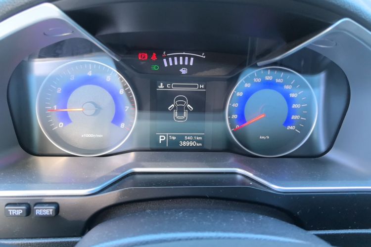 GEELY Emgrand 2016 #12 GEELY Emgrand 2016 car image #12