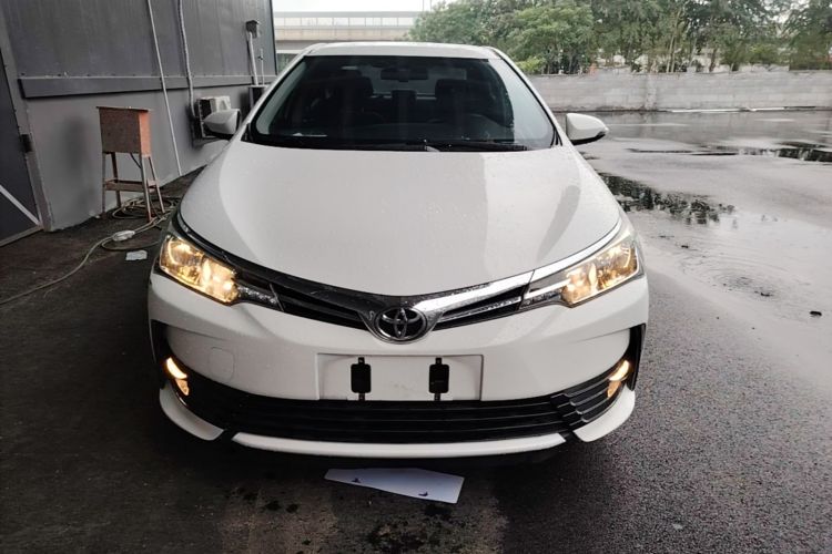 Toyota Corolla 2018 #3 Toyota Corolla 2018 car image #3