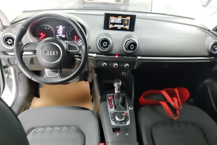 Audi A3 2017 car image #10