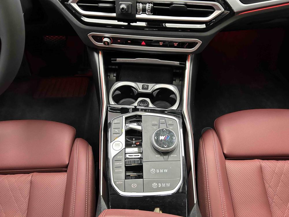 BMW 3 Series 2023 #9 BMW 3 Series 2023 car image #9