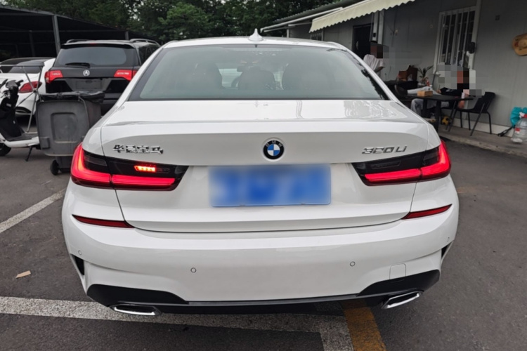 BMW 3 Series 2020 #4 BMW 3 Series 2020 immagine di auto #4
