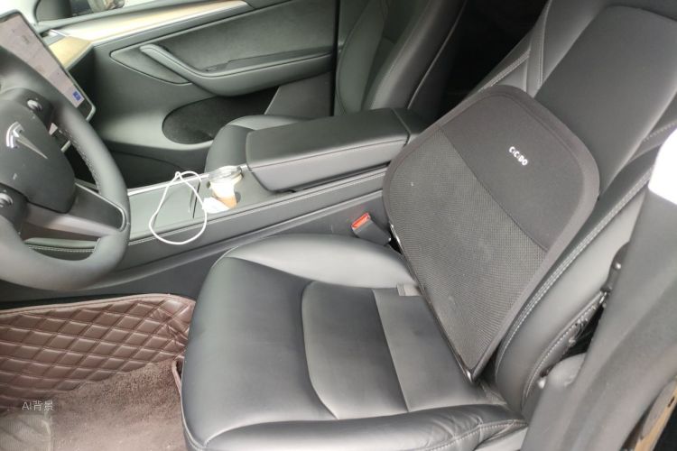 Tesla Model Y 2023 #17 Tesla Model Y 2023 car image #17