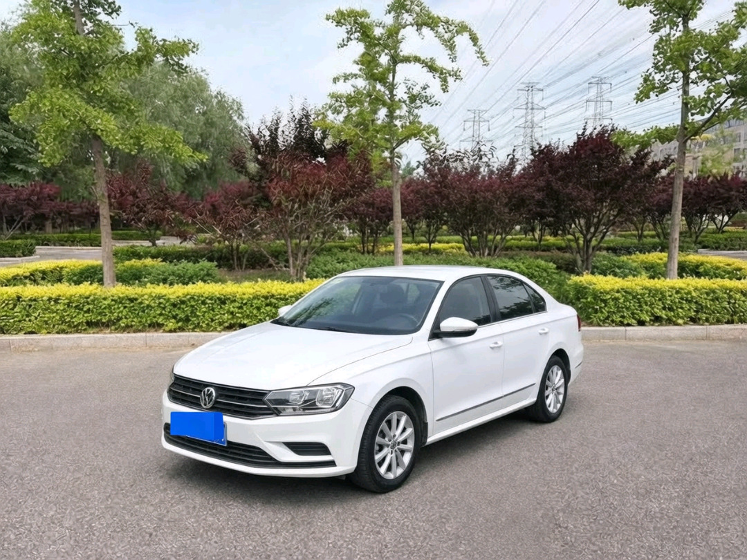 Volkswagen Bora 2017 car image 