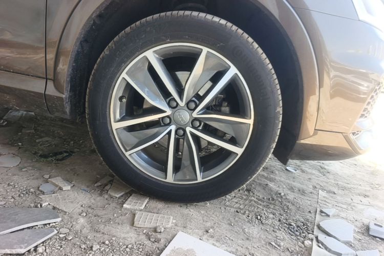 Audi Q3 2018 #9 Audi Q3 2018 car image #9