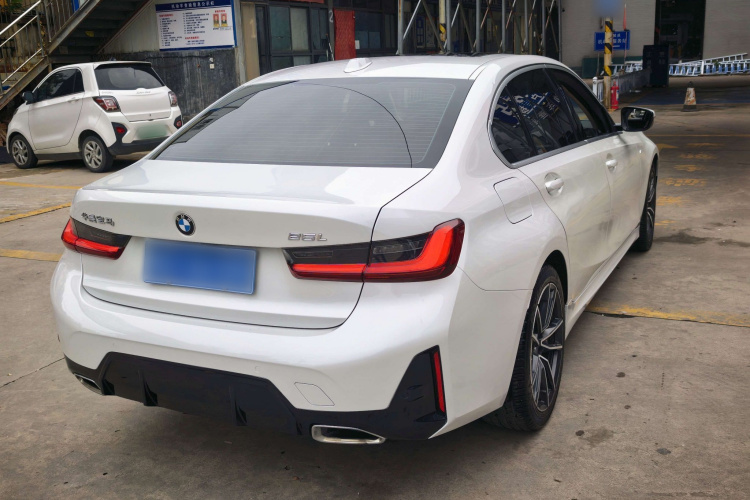 BMW 3 Series 2024 #7 BMW 3 Series 2024 car image #7