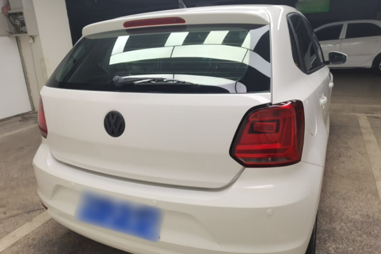 Volkswagen Polo 2015 #6 Volkswagen Polo 2015 car image #6