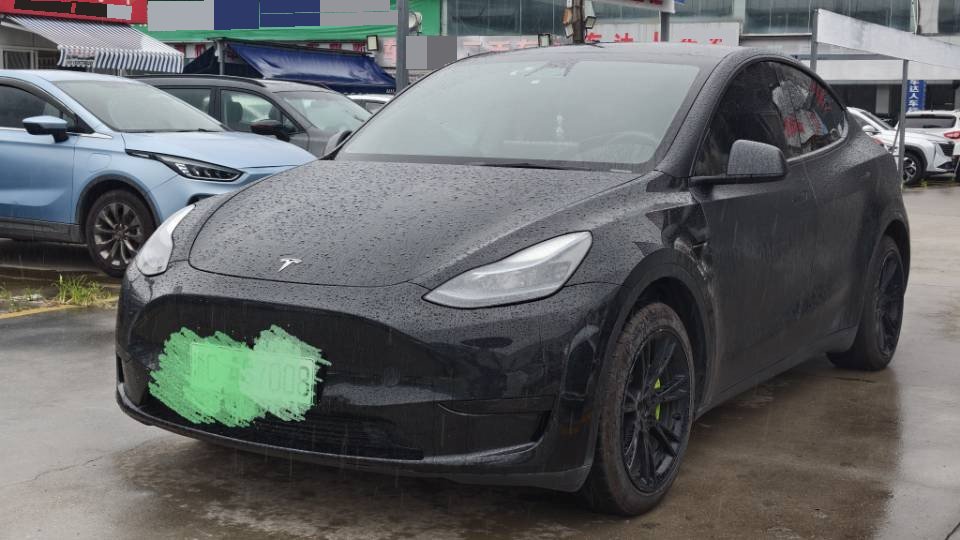 Tesla Model Y 2023 Tesla Model Y 2023 car image