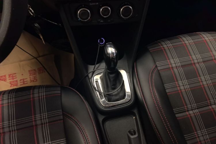 Volkswagen Polo 2018 #14 Volkswagen Polo 2018 car image #14