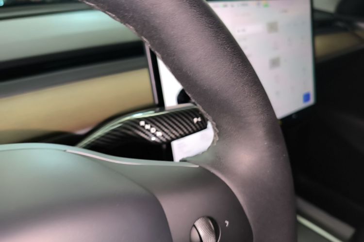 Tesla Model Y 2022 #14 Tesla Model Y 2022 car image #14