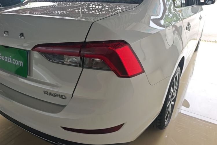 Skoda Rapid 2020 #8 Skoda Rapid 2020 image de voiture #8