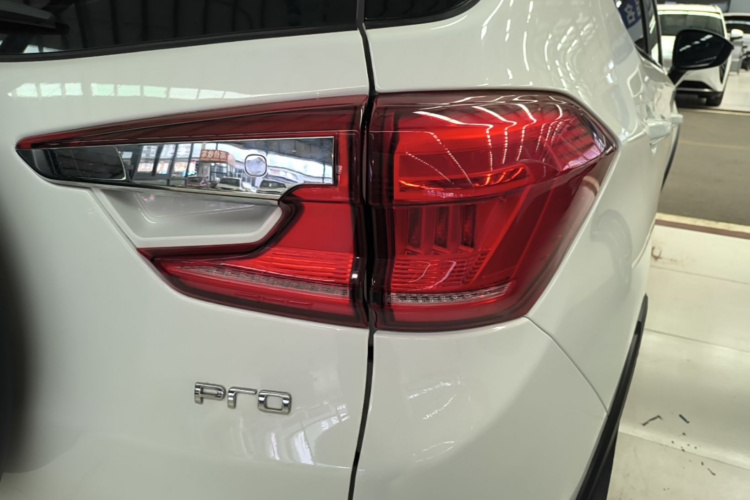 BYD Yuan Pro 2023 #8 BYD Yuan Pro 2023 car image #8