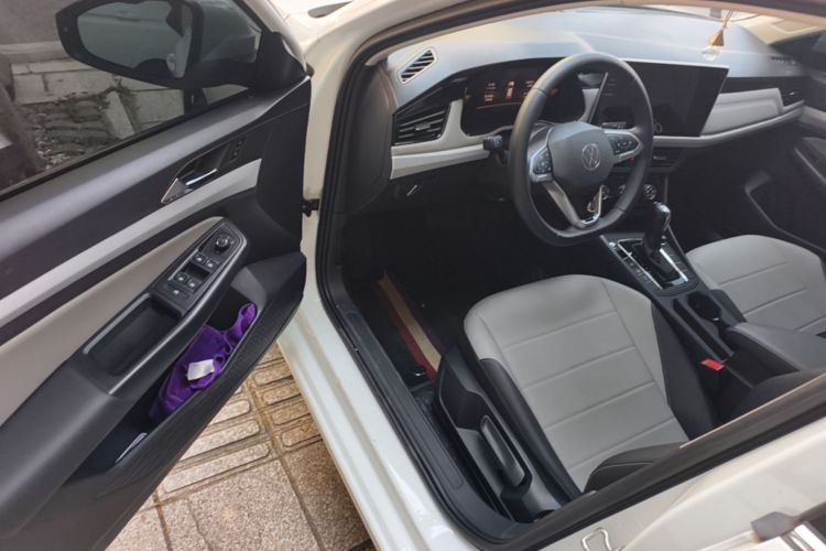 Volkswagen Bora 2025 صورة سيارة #16