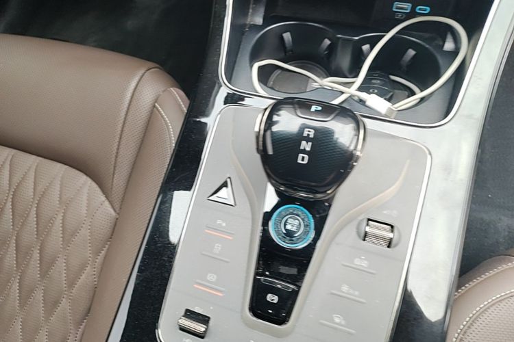 BYD Han 2023 изображение автомобиля #14