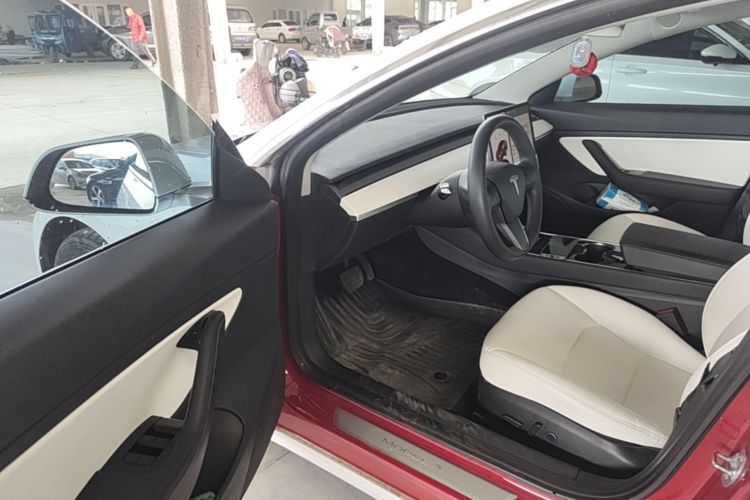 Tesla Model 3 2020 #16 Tesla Model 3 2020 car image #16