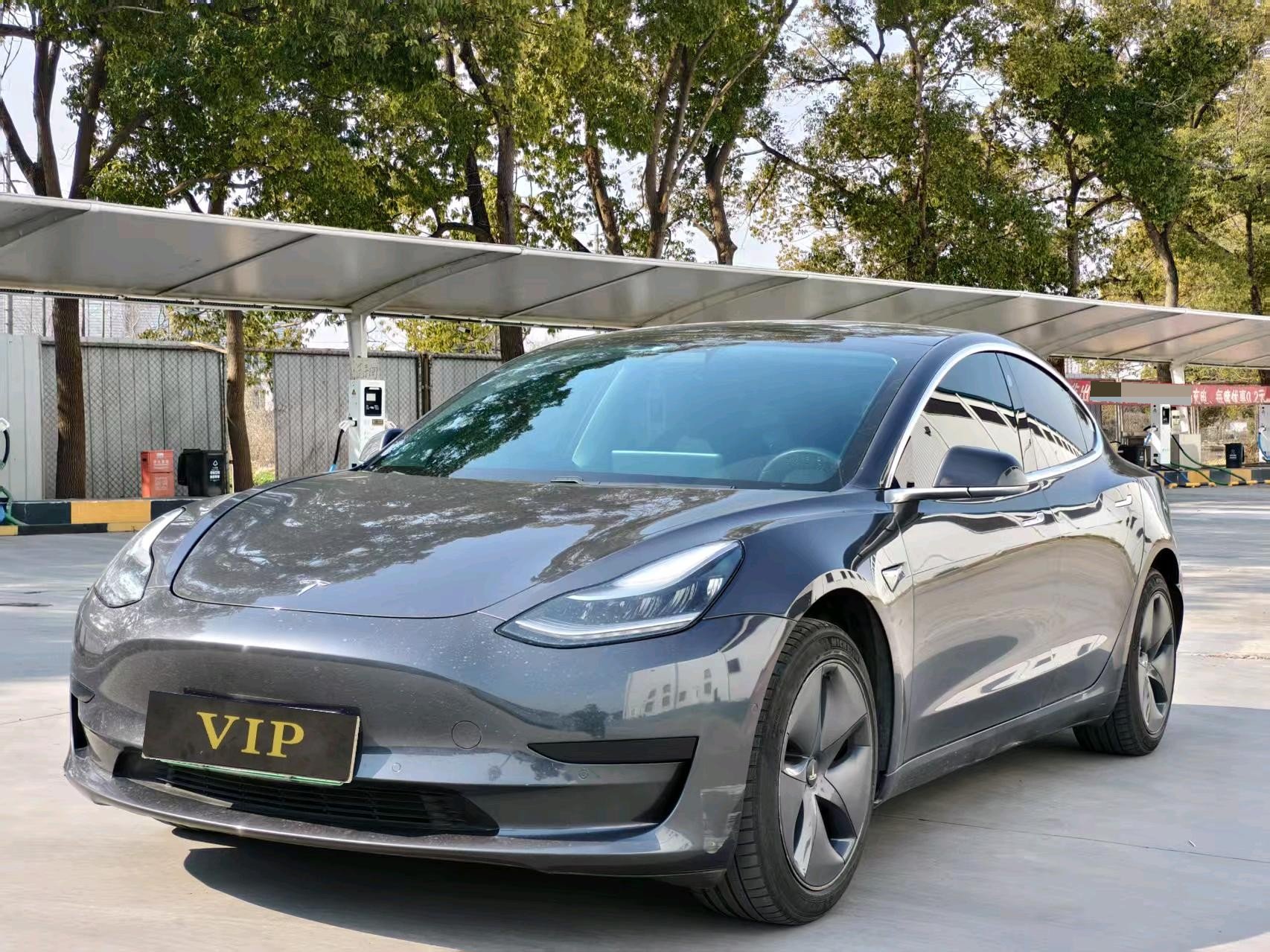 Tesla Model 3 2021 car image 