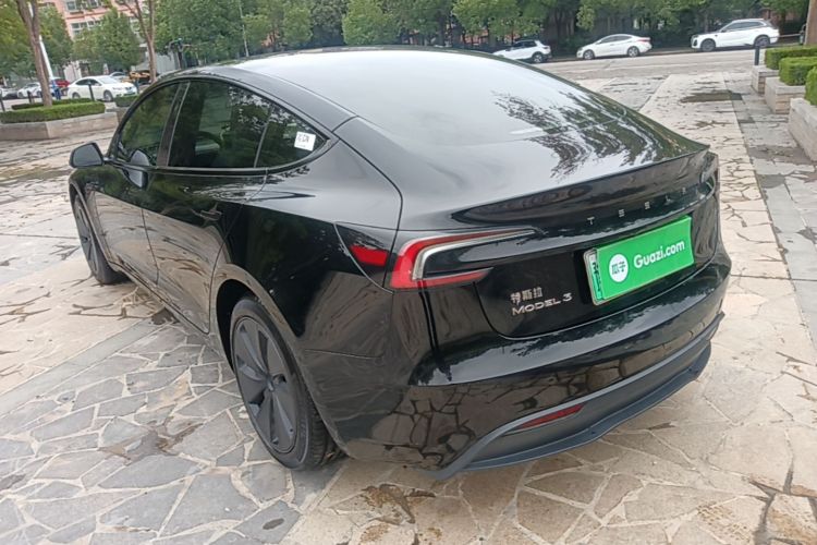 Tesla Model 3 2023 #5 Tesla Model 3 2023 car image #5