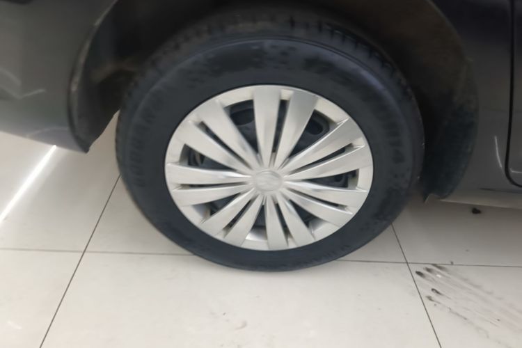 Volkswagen Santana 2018 car image #10