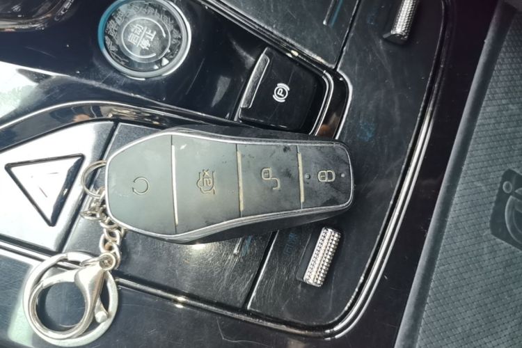 BYD Han 2023 #9 BYD Han 2023 immagine di auto #9