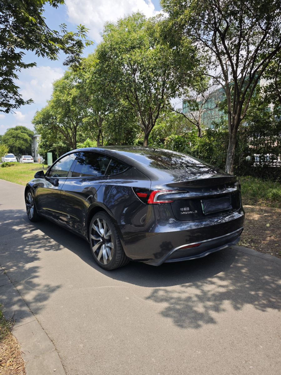 Tesla Model 3 2025 #4 Tesla Model 3 2025 car image #4