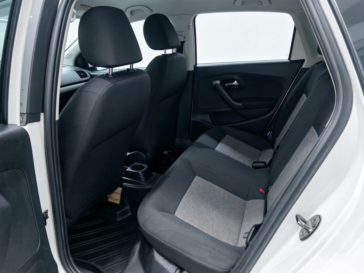 Volkswagen Polo 2017 #6 Volkswagen Polo 2017 car image #6