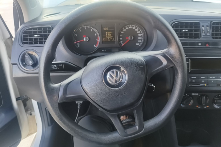 Volkswagen Polo 2016 #11 Volkswagen Polo 2016 car image #11