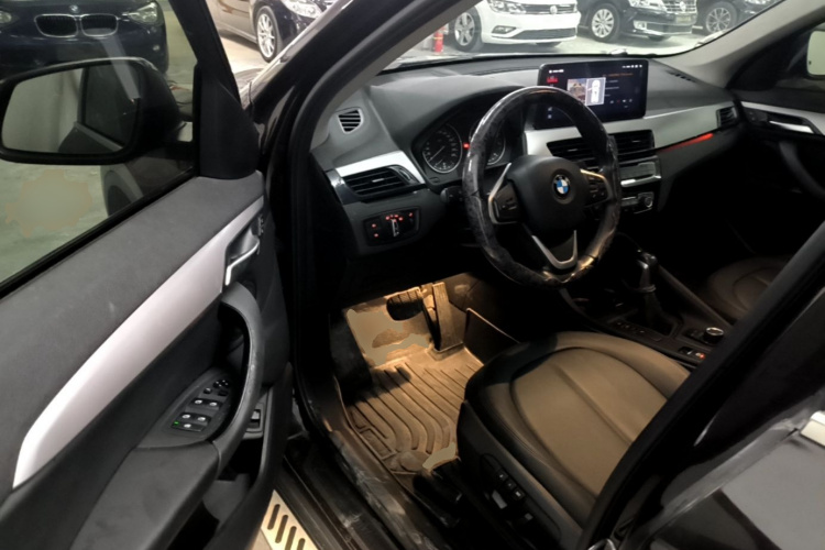 BMW X1 2017 #12 BMW X1 2017 car image #12