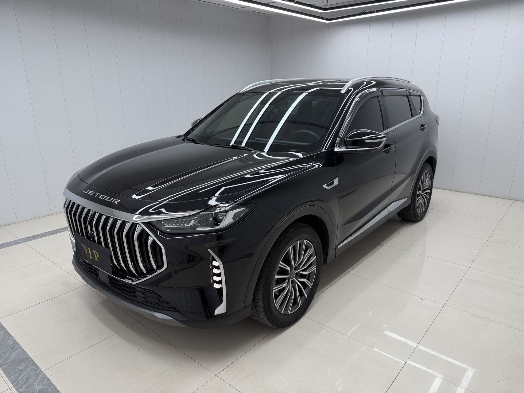 Jetour X70 PLUS 2023 car image 