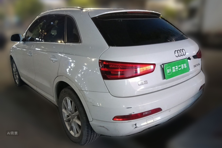 Audi Q3 2015 car image #5