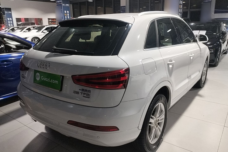 Audi Q3 2015 #7 Audi Q3 2015 car image #7