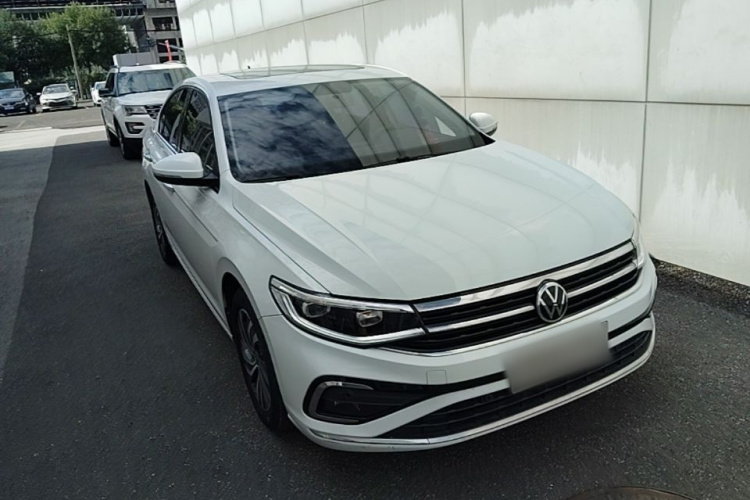 Volkswagen Bora 2022 car image #6