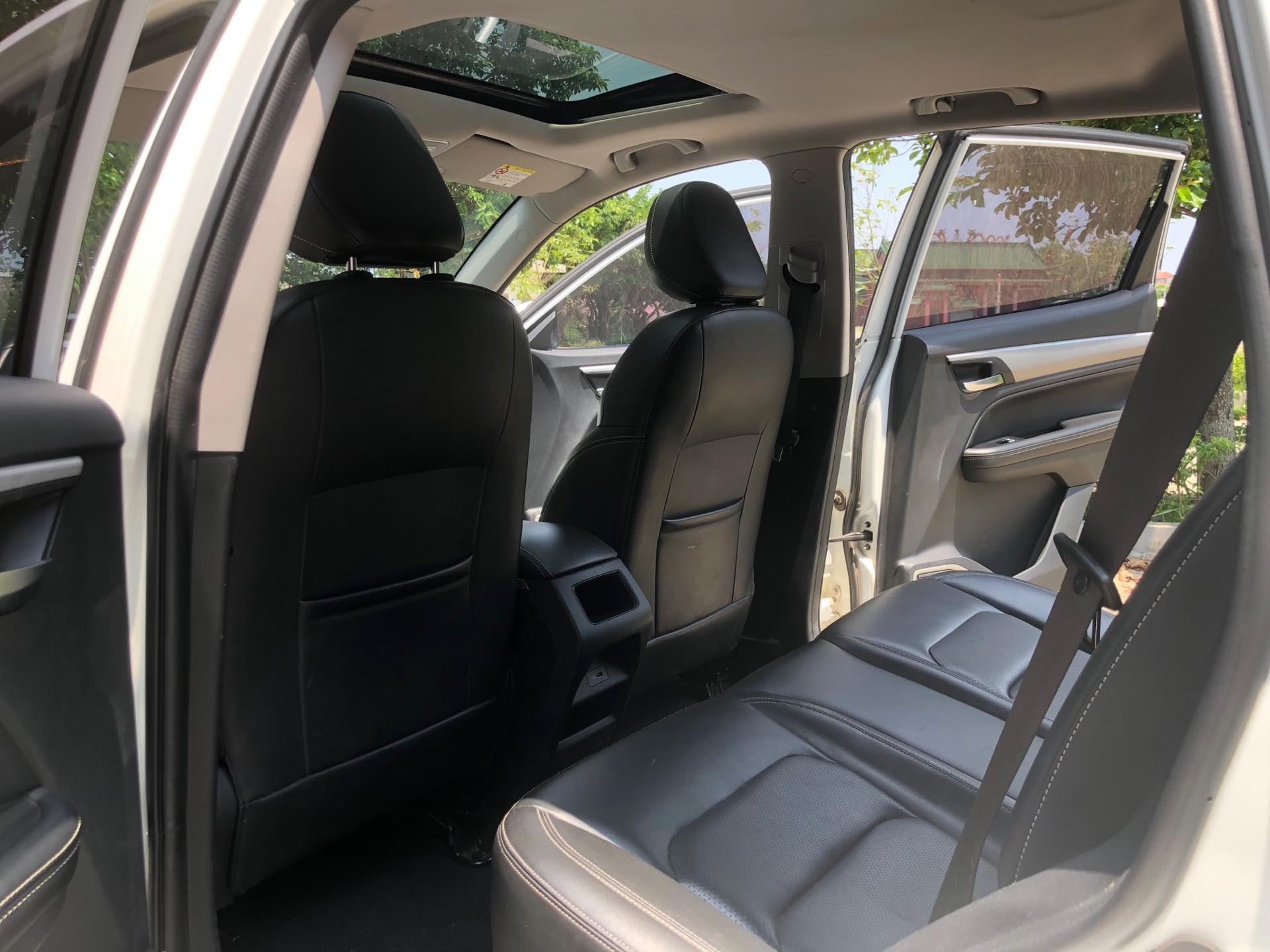 GEELY Vision X6 2021 car image #8