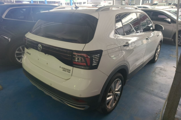 Volkswagen T-Cross 2020 #7 Volkswagen T-Cross 2020 immagine di auto #7