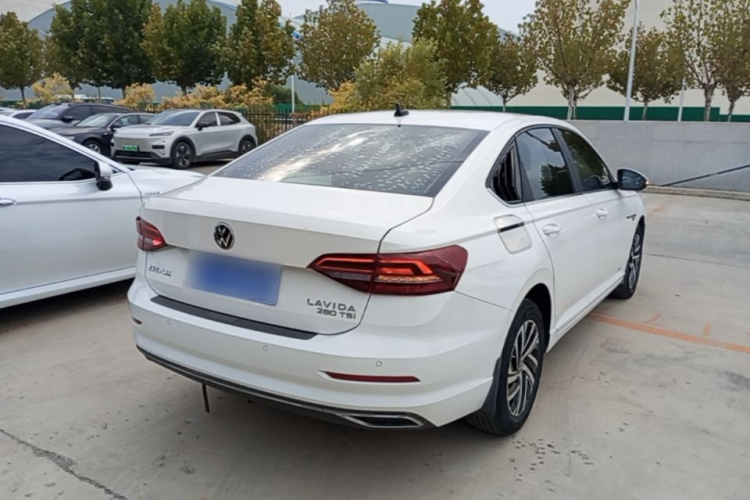Volkswagen Lavida 2022 imagen de coche #7