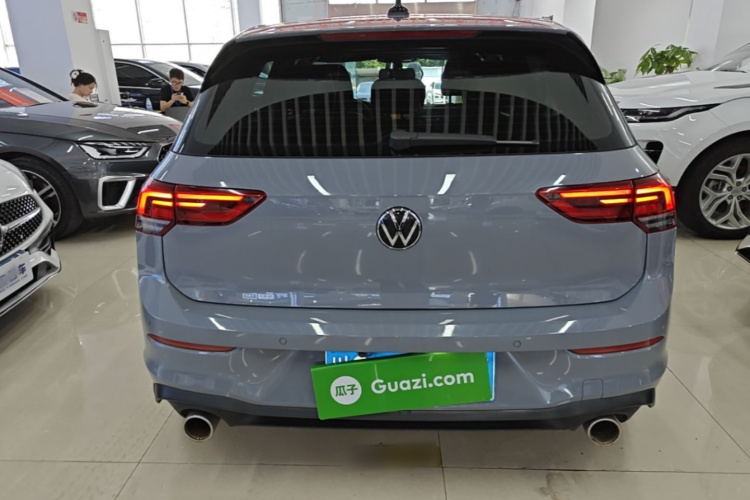 Volkswagen Golf 2021 car image #6