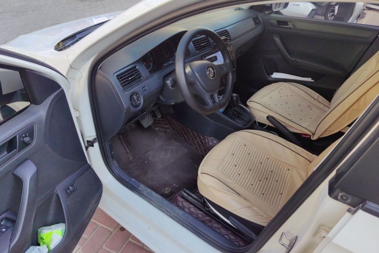 Volkswagen Santana 2023 immagine di auto #9