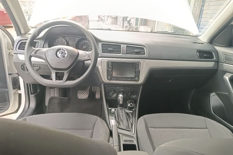 Volkswagen Lavida 2015 car image #10