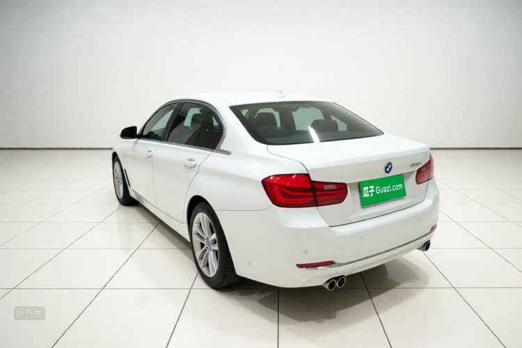 BMW 3 Series 2017 car image #5