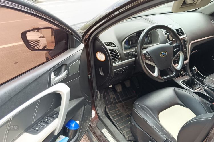 GEELY Emgrand 2016 car image #18
