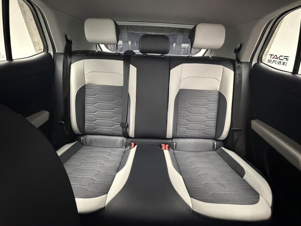 Volkswagen Tharu 2025 car image #15