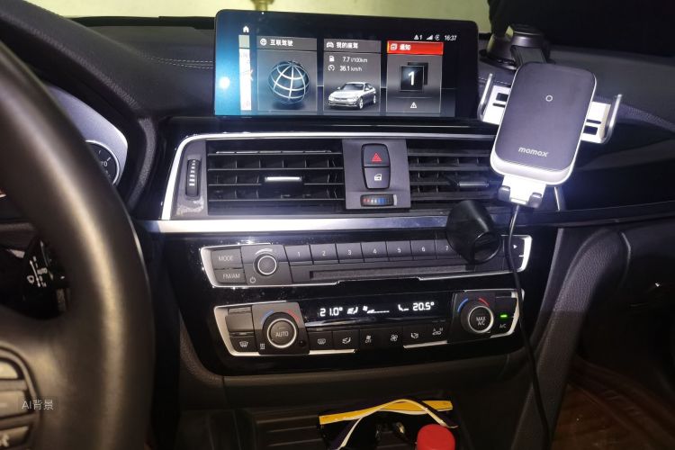 BMW 3 Series 2019 car image #15