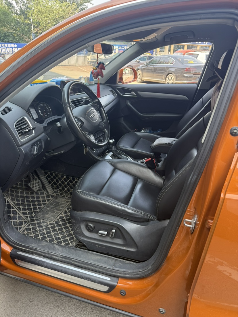 Audi Q3 2016 car image #4