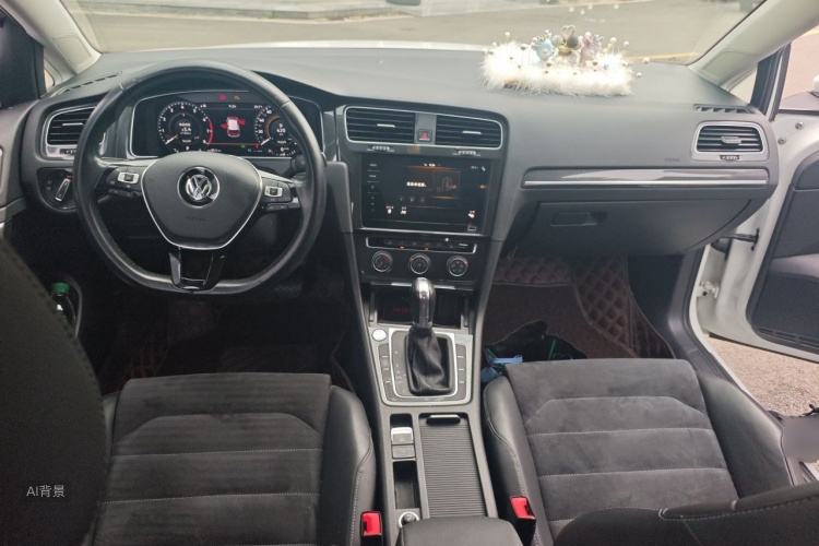 Volkswagen Golf 2020 #11 Volkswagen Golf 2020 car image #11