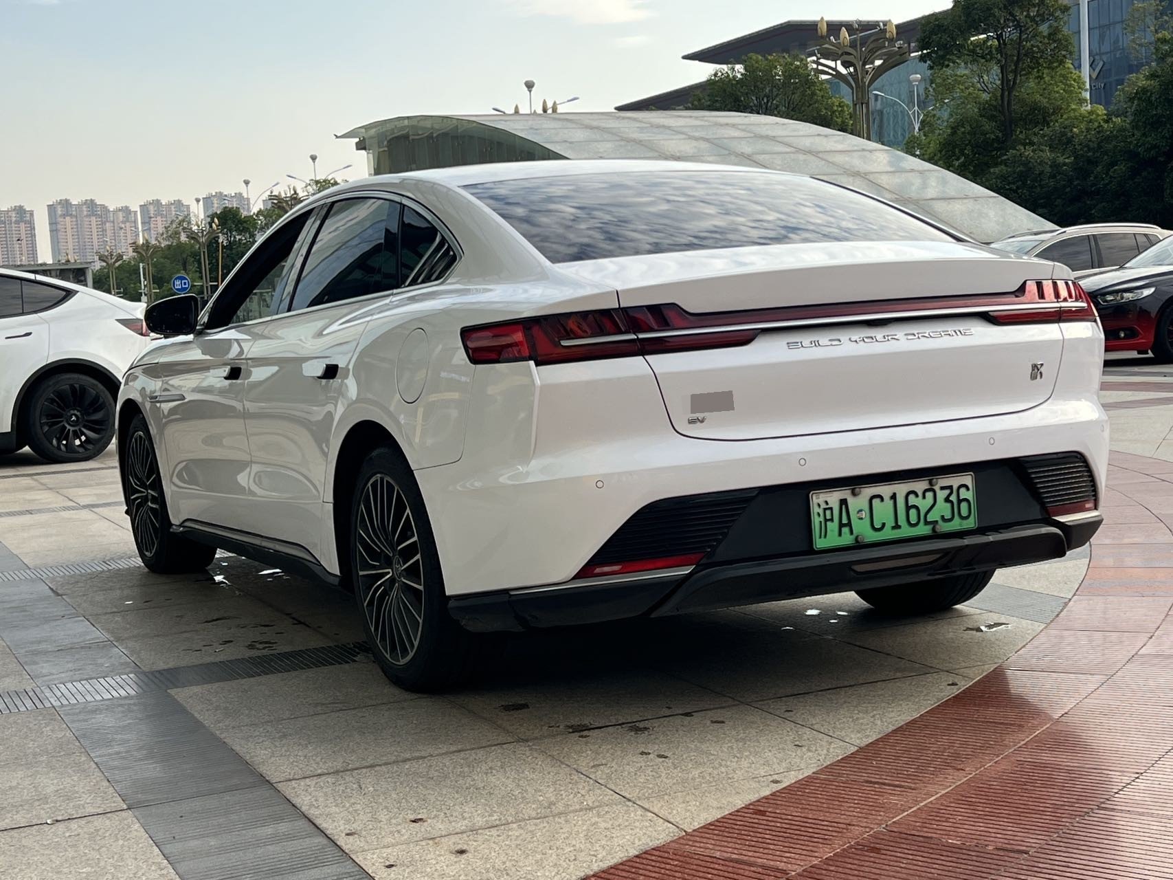 BYD Han 2023 immagine di auto #7